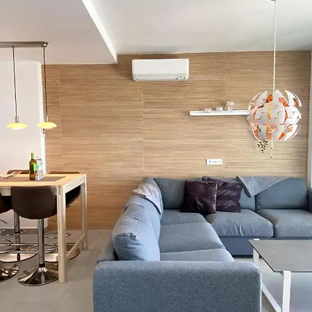 Fuer 6 Personen Ca 95 Qm In Nerja, Andalusien Costa Del Sol Nerja
